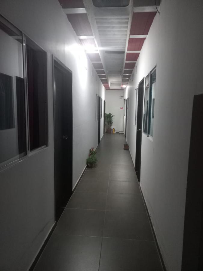 Apartaestudios El Jardin Cali Εξωτερικό φωτογραφία
