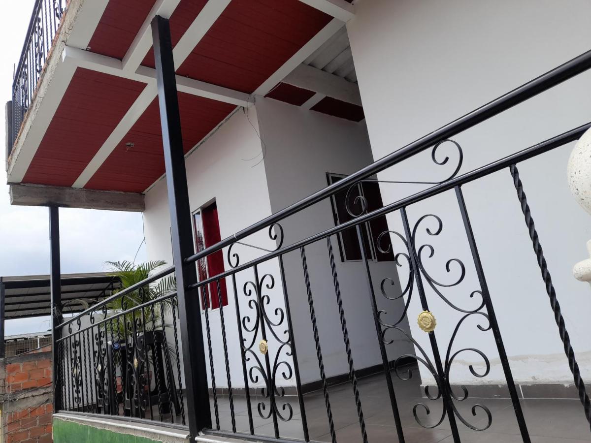 Apartaestudios El Jardin Cali Εξωτερικό φωτογραφία
